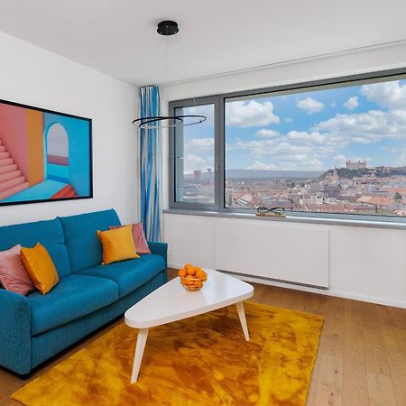 Sky Park 1 - Luxurious #Instaworthy Apartment In Downtown City Center With Included Parking, Best Address In Town ブラチスラヴァ エクステリア 写真