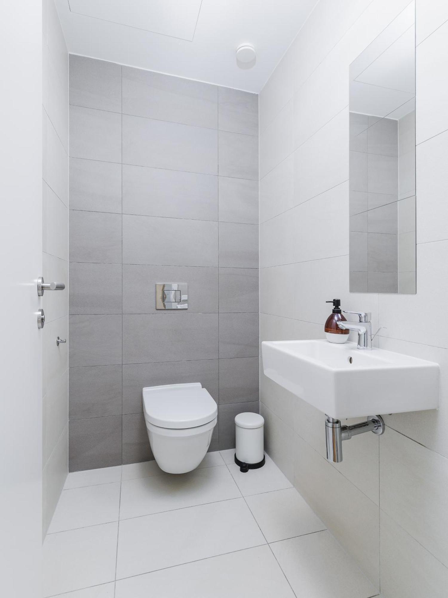 Sky Park 1 - Luxurious #Instaworthy Apartment In Downtown City Center With Included Parking, Best Address In Town ブラチスラヴァ エクステリア 写真